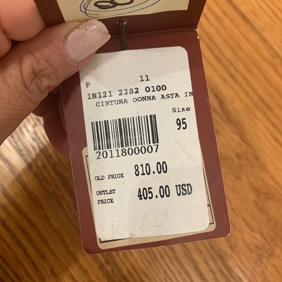 Etro belt new with tags size small - Picture 3 of 4